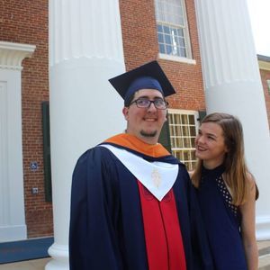 Meet your Posher, Caitlin